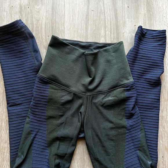 Nike Dri Fit Zoned Sculpt Super High Rise Ribbed Compression Leggings - Picture 3 of 3